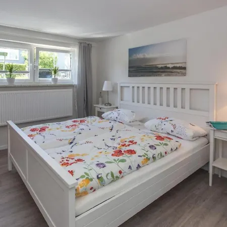 Haus Krischanweg Apartment Kuehlungsborn